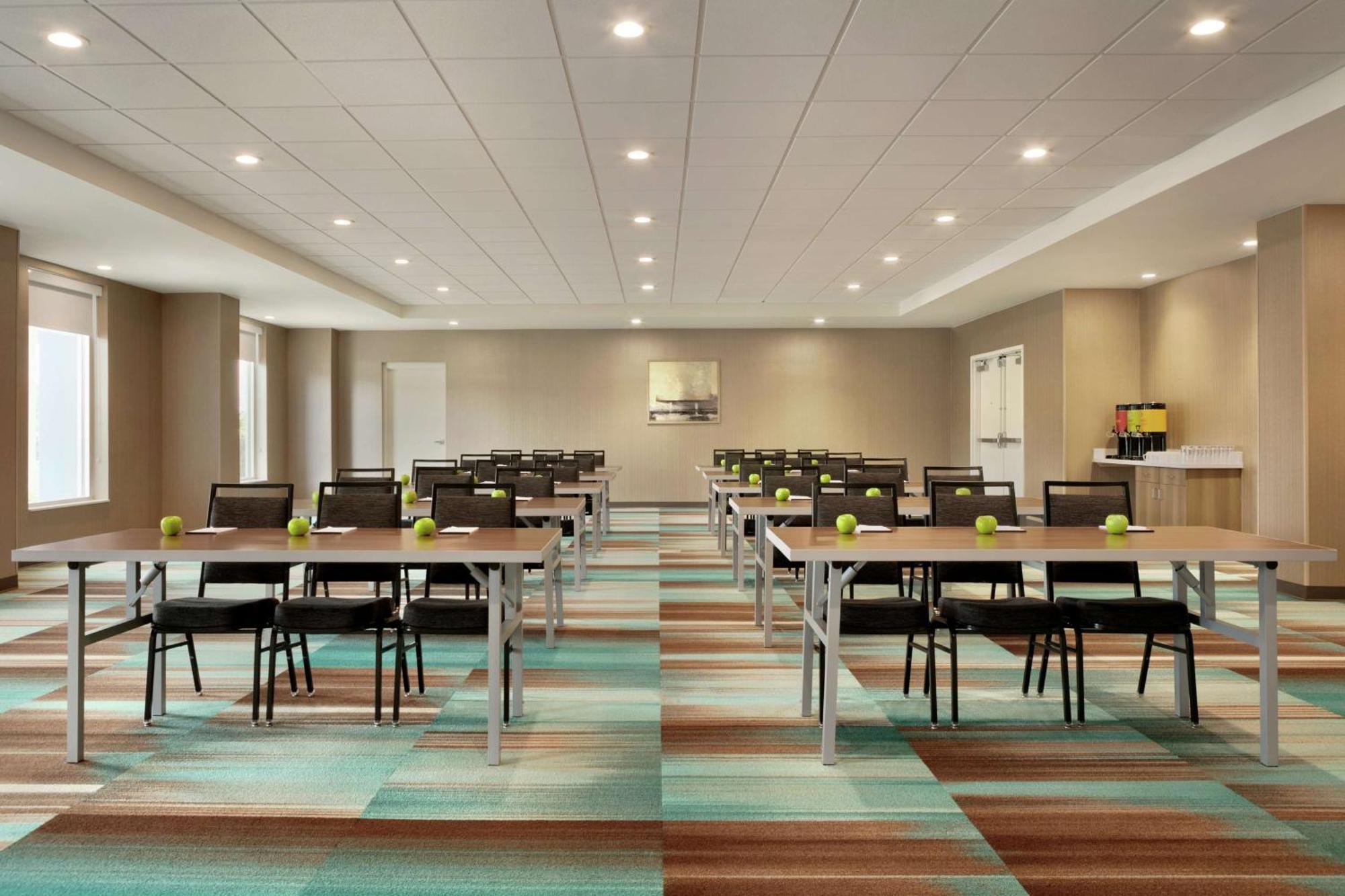 Home2 Suites By Hilton Brandon Tampa Exterior photo